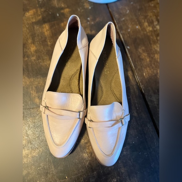 Aerosoles Elegant Women's Pink Loafers - Picture 13 of 16